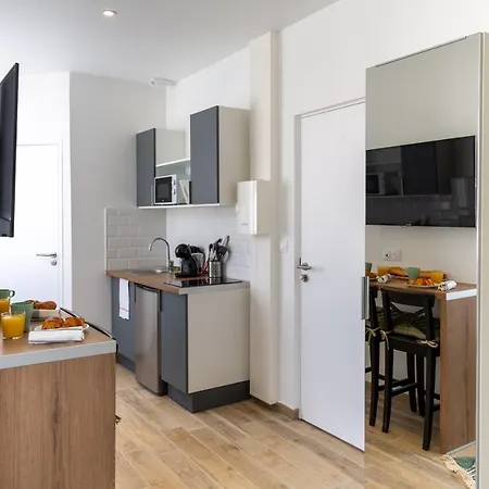 Appartement Pierres Noires - Coup De Coeur : Studio Neuf Et Cosy, Proche Centre-ville Et Fac / Stationnement Gratuit / 100m Du Bus Brest
